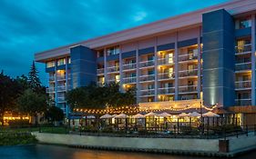 Holiday Inn Kingston - Waterfront By Ihg